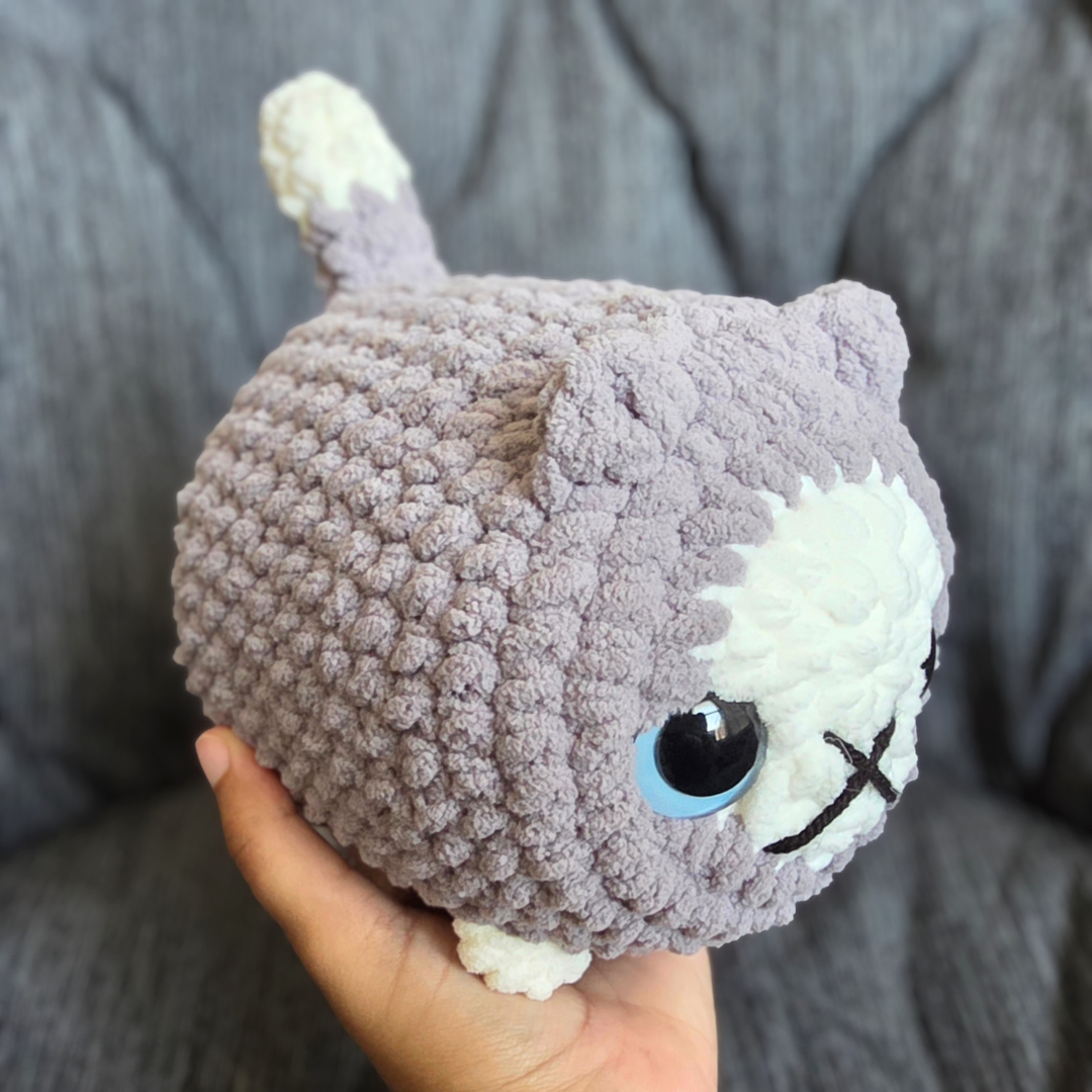 Crochet Chubby Cat Plushies: Siamese