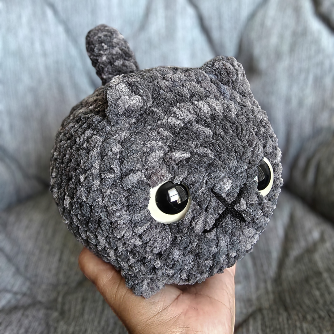 Crochet Chubby Cat Plushies: Gray