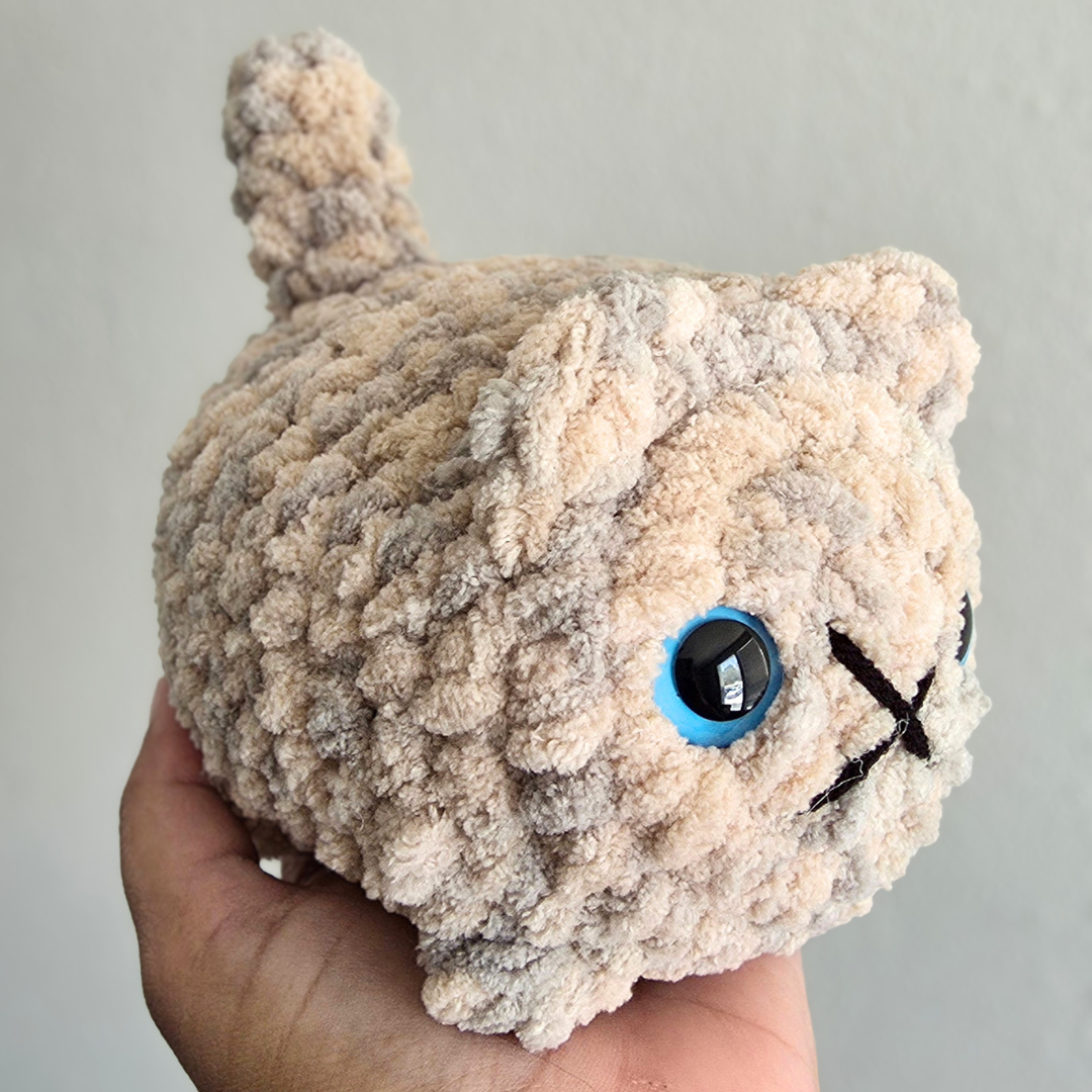 Crochet Chubby Kitten Plushies : Beige